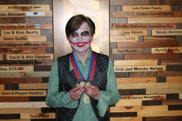 Kam P. did very well in his lead role of Dracula.