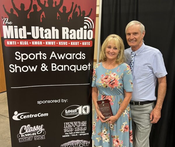 Camille Shakespear with her award