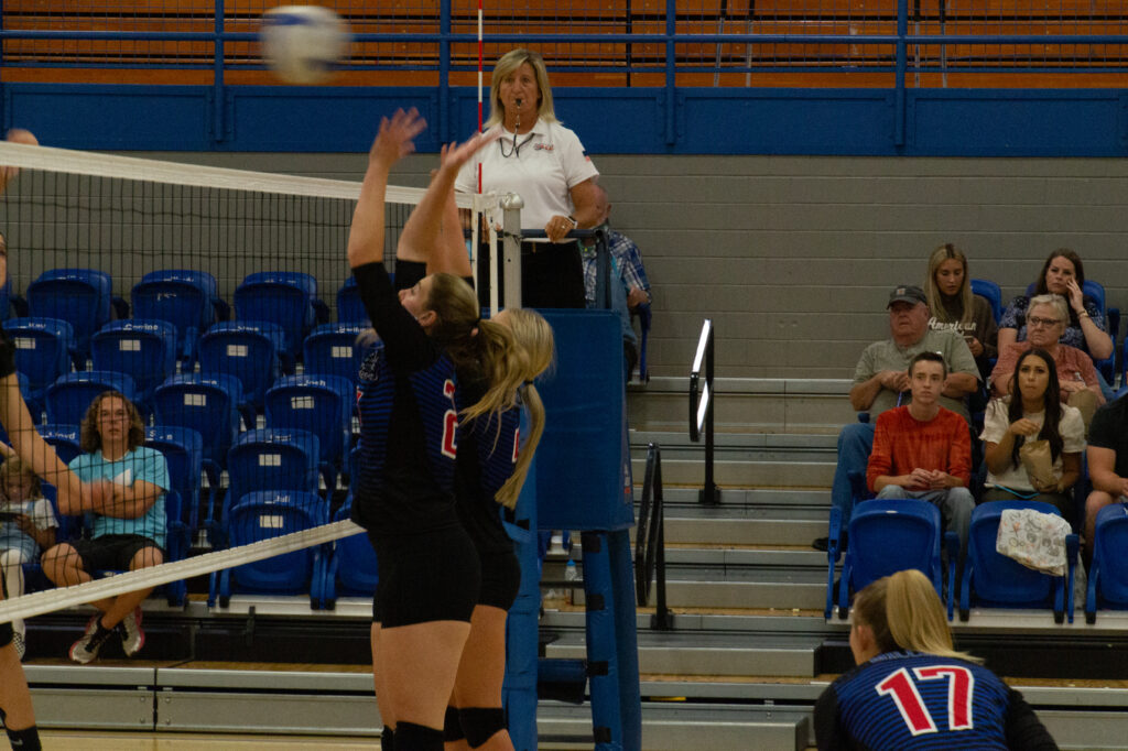 panguitch volleyball team blocks a hit