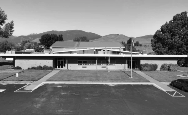Black and White Photo of Oscarson Elementary School.