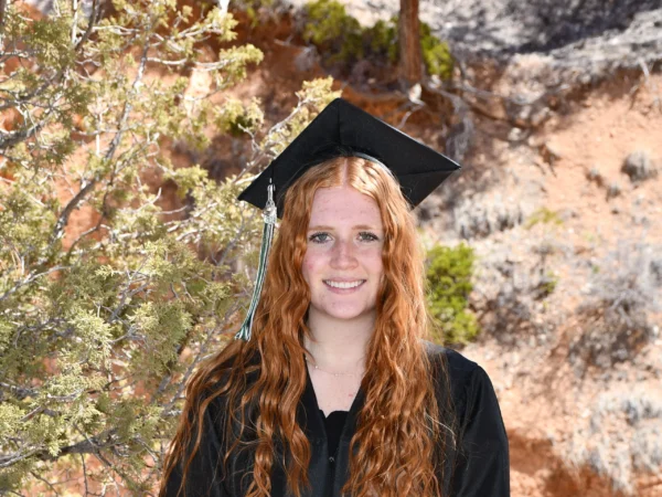 Gracie Wiseman cap and gown photo.