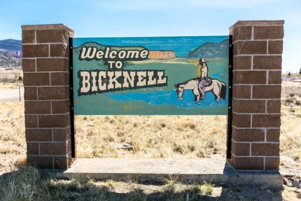 The "Welcome to Bicknell" sign off the side of the road coming into Bicknell.